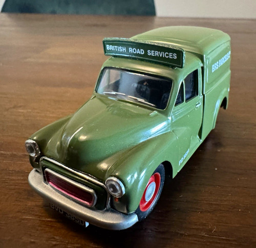 Corgi classics morris 1000 van - corgi,