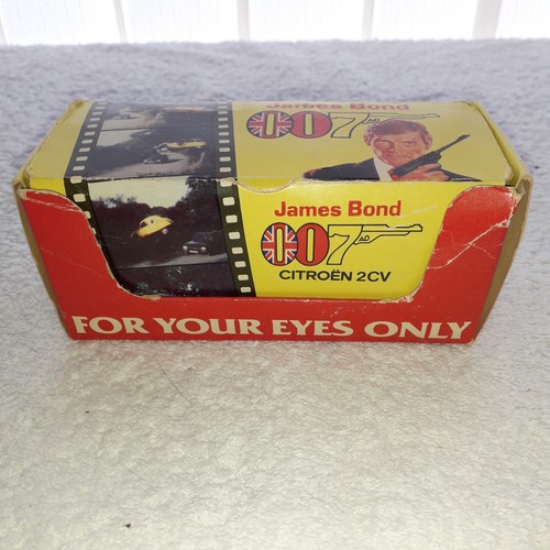 Corgi 51655 james bond - james,