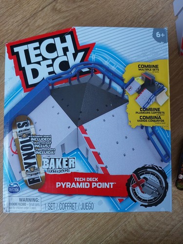 Tech deck pyramid point - tech,