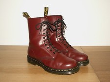 Dr. Martens 1490 cherry red