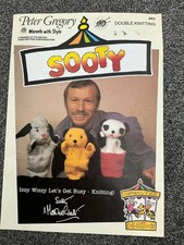 SOOTY GLOVE PUPPETS KNITTING