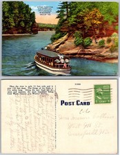 Wisconsin Dells Boat Through