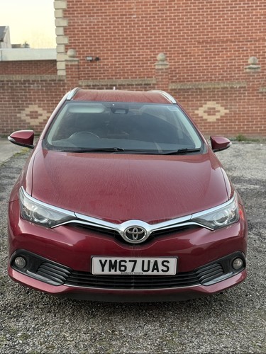 2015 2020 toyota auris - auris, red