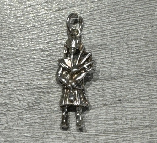 925 sterling silver - 925,