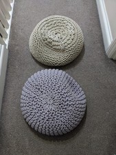 Beige Pouffe – 13x50x50 cm