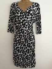 Savoir black & white spotted