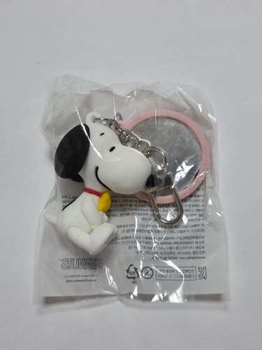 Peanuts snoopy keychain strap - peanuts,