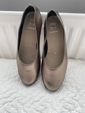 M & S Footglove Ladies Size