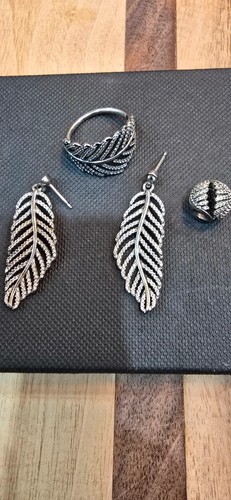 Authentic pandora 925 feather - 925,
