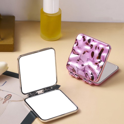 Multi function travel mirror - ,