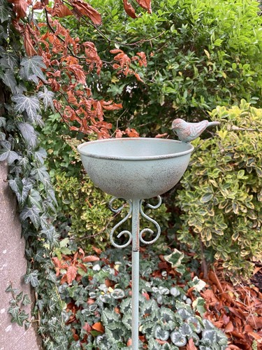 Metal green small bird feeder - metal,