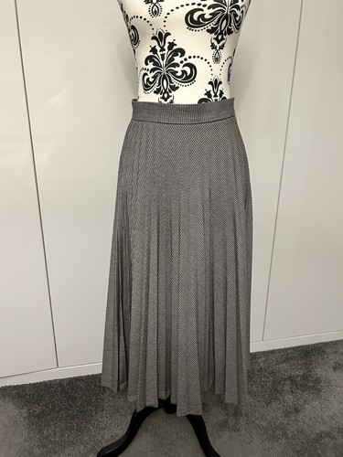 Zara pleated skirt - zara,