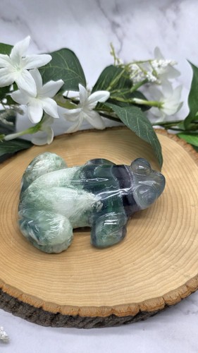 Feather fluorite frog carving - feather,