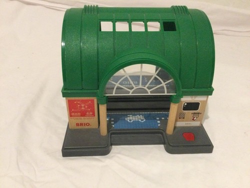 Brio world central train - world,