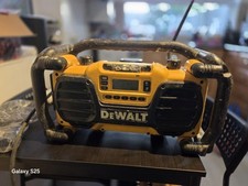 DeWALT DC013 Job Site Radio /