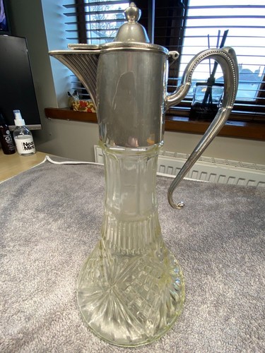 Vintage silver plated claret - ,