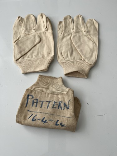 Pair canvas diving gloves - pair,