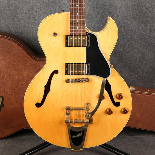 Gibson 135 1999 natural - -,