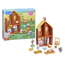 Peppa Pig Peppa’s Farmhouse Fun 14 Piece Toy Set Brand New In Box