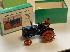 BRITAINS.1:32.FARM.FIRST