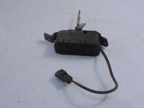 Volvo s80 2005 headlight wiper - s80,