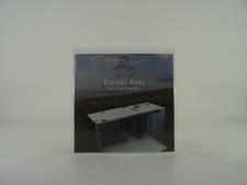 ATOMIC ANTS KEEP COOL AND DRY