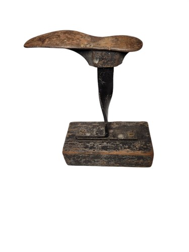 Antique cast iron - cast, cobblers
