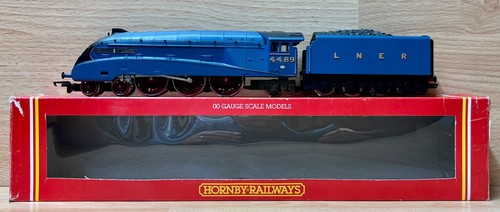 Hornby r304 lner class - hornby, a4