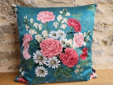 Sanderson Diane Floral Vintage
