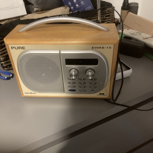 Pure evoke digital radio - pure, 1