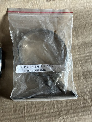 Universal fixing strap - , kit