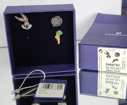 Swarovski bugs bunny tie pin - bugs,