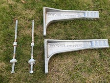 TWYFORDS Support Aluminium Frame and Bolts for Wall Hung WC Pan Bidet