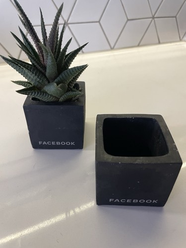 Facebook stone clay mini - facebook,