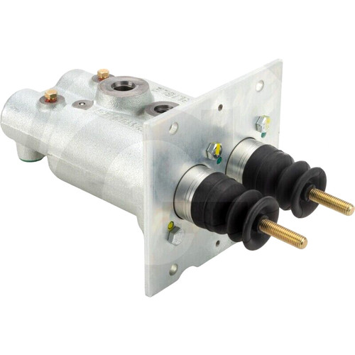 Brake master cylinder for - cylinder,