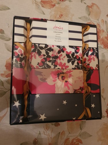 Joules crackers gift set - joules,
