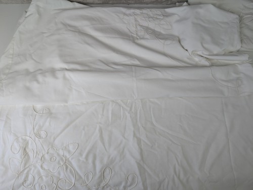Vintage white embroidered - vintage,