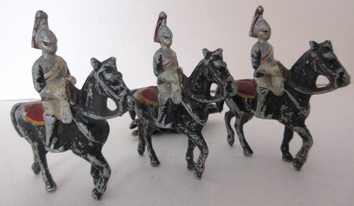 Wend guards officers on - guards,