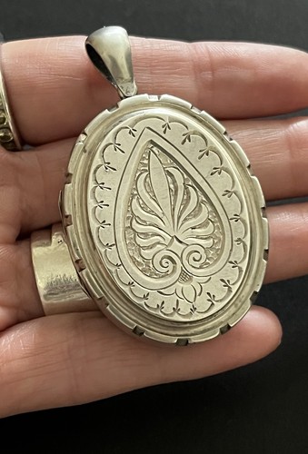 Antique victorian large locket - antique,