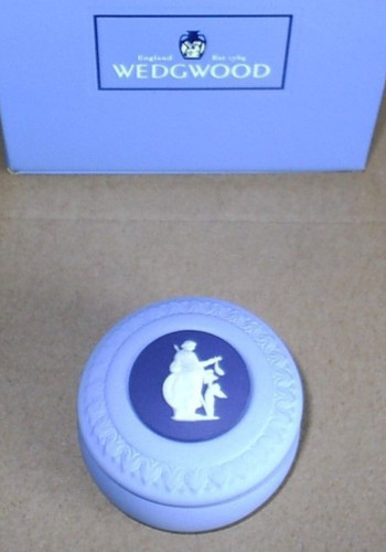 Wedgwood blue tri coloured - blue,