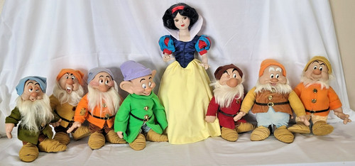 Walt disney snow - snow, seven