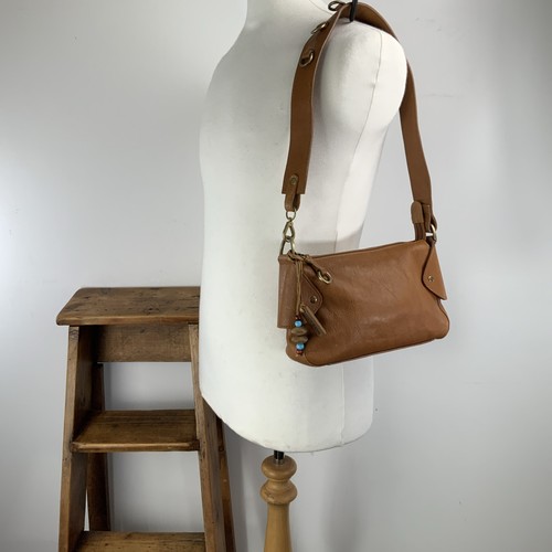 Tan leather small neat - small,