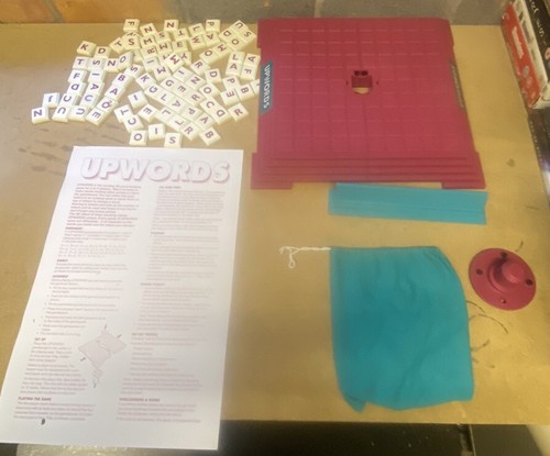 Upwords game parker 1996 - upwords,