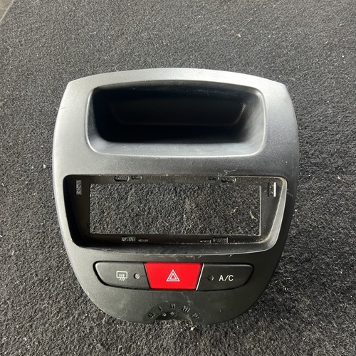 Citroen vtr hatchback 3 - c1,