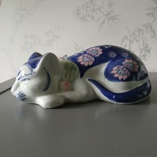 Oriental Sleeping Cat Ornament Blue Floral