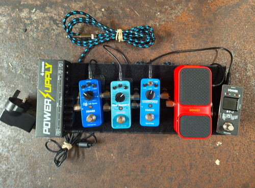 Pedal board with donner - with,