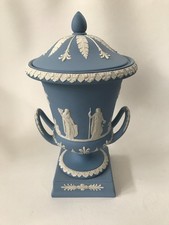 Wedgwood blue jasperware large Campagna Vase in Excellent Condition