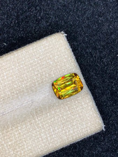 2.05 CT Yellowish Sphene