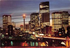 BT16387 Calgary with a glowing