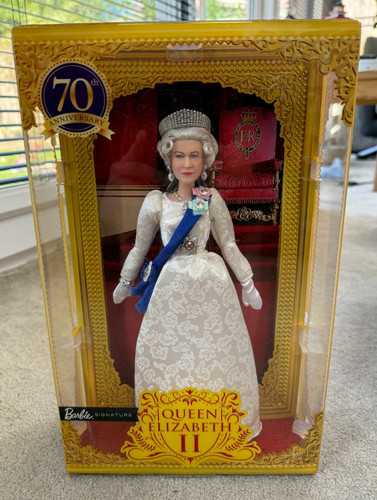 Barbie signature queen - barbie,